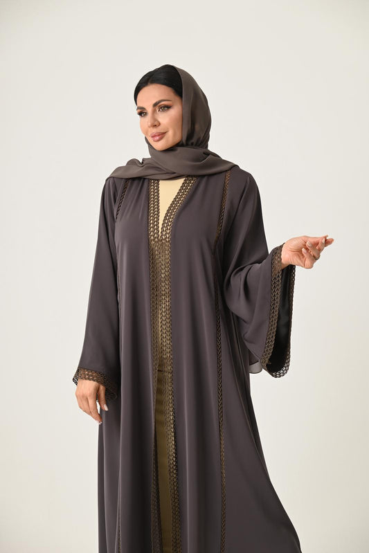 عباية دانتيل فاخرة بلون زيتي أنيق